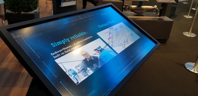 Touch Table Präsentation für Endress+Hauser von commalive