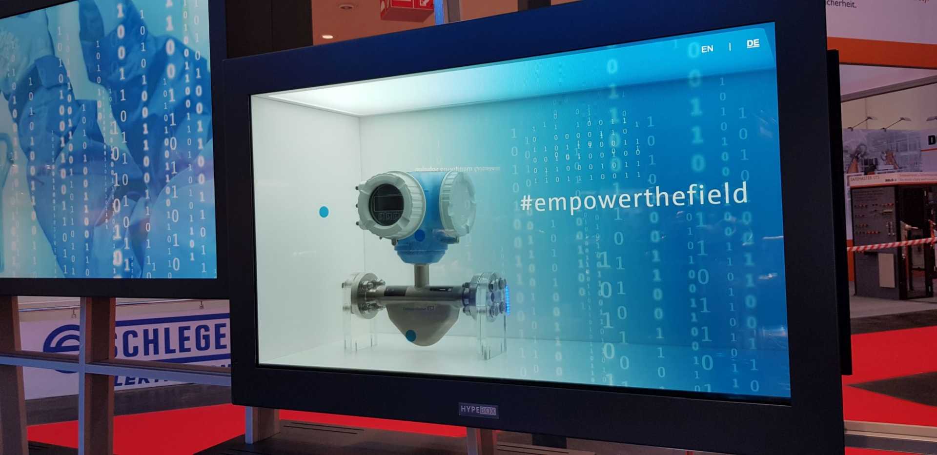 Digitale Vitrine von commalive für Endress+Hauser