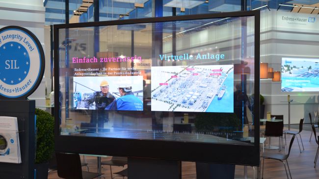 Digitale Präsentation von commalive für Endress+Hauser